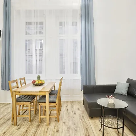 Five Seasons Apartment