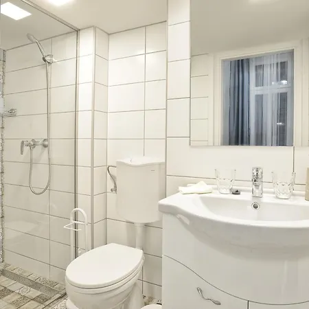 Five Seasons Appartement *